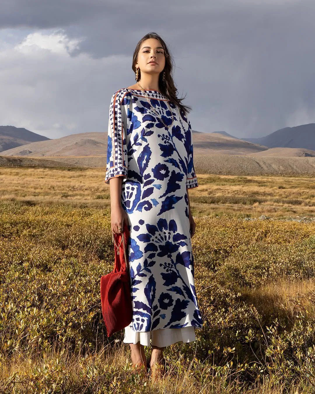 Chic Women's Stitched Printed Swiss Lawn Shirt And Trouser 2 Pcs Set